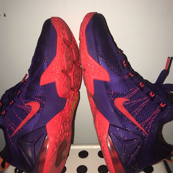 Nike Lebron 12 Lows size 10 woman very little ware - Picture 7 of 8